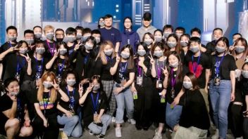 这平常的“亿”天 | 刘德华出道40周年直播XR设计赏析