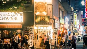 <b>城市消费</b>“新蓝海”！夜经济预计2022年将突破40万亿元