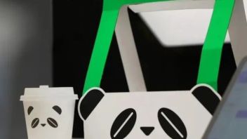 <b>蜜雪冰城</b>、7分甜、茶颜悦色家的咖啡店，太卷了！