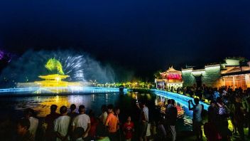 大型沉浸式<b>夜游光影</b>秀《西递传奇》