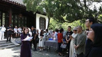 荷图 ——当代工艺<b>美术展</b>在上海古猗园开幕