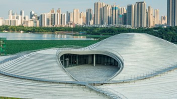 凤凰艺术 预热 | “艺以通衢”点燃2022岁末，<b>武汉双年展</b>即将盛大开幕！