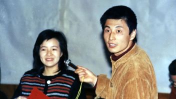 UCCA对话丨“他是谁？——耿建翌<b>作品回顾</b>展”系列：确有此人