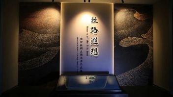 <b>长春博物馆</b>“丝路遐想——戈沙丝绸之路艺术作品展”亮相西安博物院