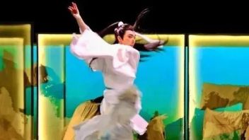 资讯丨小剧场遇上<b>戏曲艺术</b>，创新元素开拓戏曲新征程
