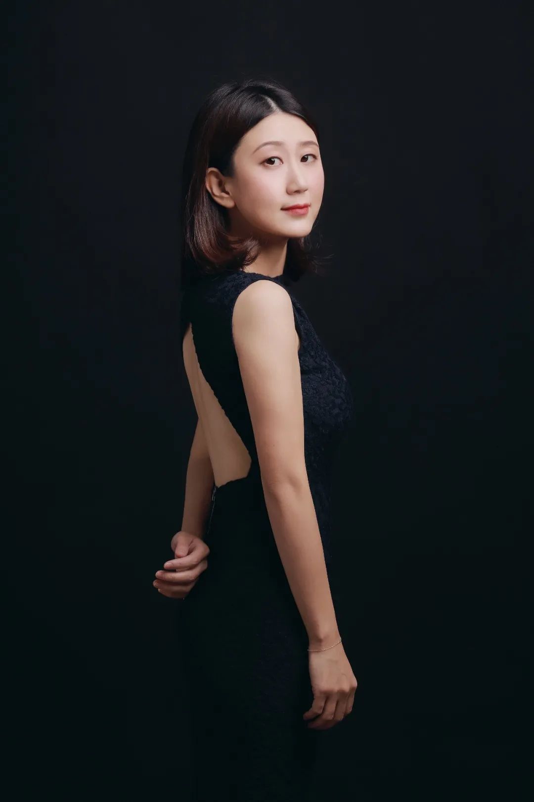 沈婷 (小提琴)现任同济大学艺术与传媒学院音乐与表演系教师,德国汉堡