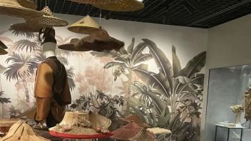 观展 | 以自然之道，养自然之身——中国<b>丝绸博物馆</b>“衣尚自然：服饰的美与责任”展