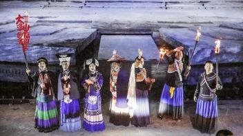 第三届大凉山国际戏剧节：以山水为舞台，3大<b>展演空间</b>61场剧目，凸显中国舞台艺术的魅力
