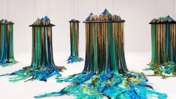 UAU Artist｜艺术家蒋昀格，用丝丝线条编织大千世界