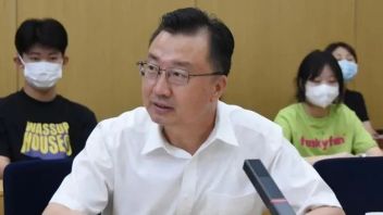 山东工艺美术学院党委书记何思清参加现代手工艺术学院“访企拓岗促就业”线上