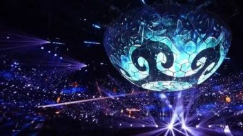 跨年主题晚会呈现视听盛宴，七家卫视舞美设计全面解析