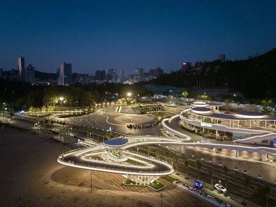 珠海香炉湾城市阳台灯光设计