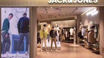 “兄弟品牌”要关掉中国1300家店，JACK&JONES还好吗？
