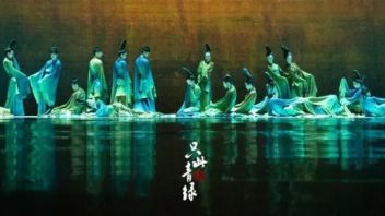 <b>阳东霖</b>：宋代美学的当代解读——舞蹈诗剧《只此青绿》服装创作谈