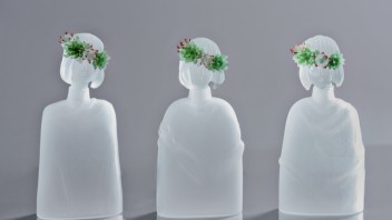 毕业季｜SIVA玻璃与<b>陶瓷设计</b>专业2022届毕业设计作品展