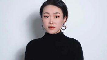 南楠：白光