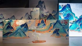 【中国沉浸产业季】《画游千里江山——故宫沉浸艺术展》，相约<b>国宝级文物</b>山水画境，共赴一场东方美学视听盛宴！