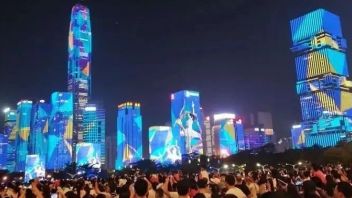 深圳：“夜经济”为<b>城市发展</b>注入新活力