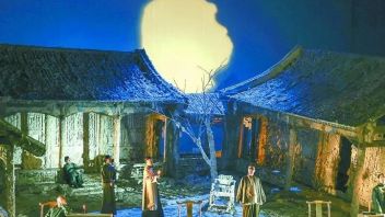 <b>剧评</b>丨《北京人》：李六乙的舞台叙事长诗
