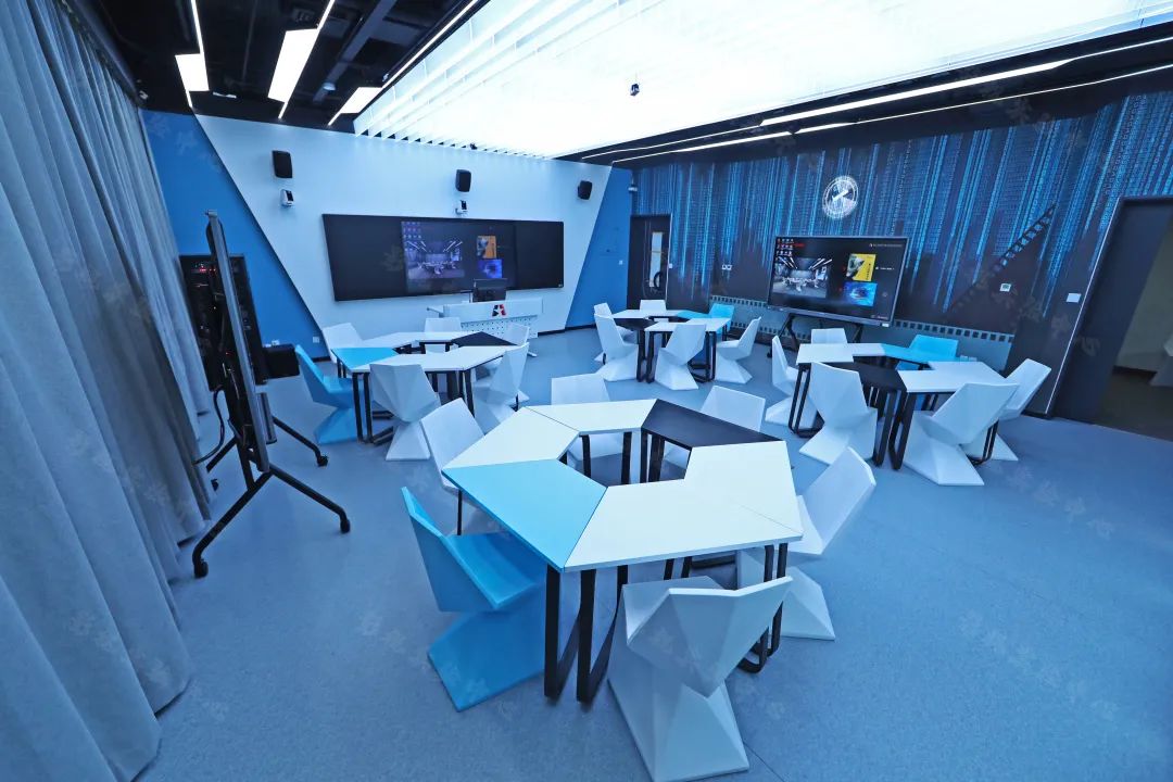 用科技为课堂赋能北京电影学院怀柔校区智慧教室全新亮相