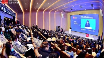 CAFA专稿｜城市、艺术与世界：2021成都双年展系列学术活动回顾