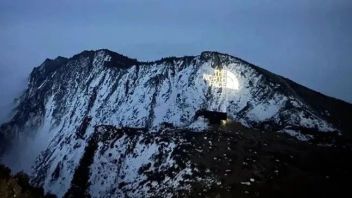 巴可光影点亮雪山，还原自然本色