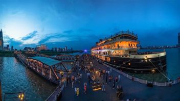 科技驱动、<b>政策利好</b>：沉浸式文旅并非新鲜事物，强化“交互感”体验，才能突破新玩法