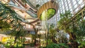 商业玩转沉浸式体验：空间场景重塑是关键，打造情景式<b>主题IP</b>，在“空间里”讲故事
