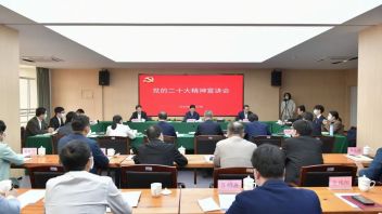 省委副书记<b>黄建</b>发来校宣讲党的二十大精神