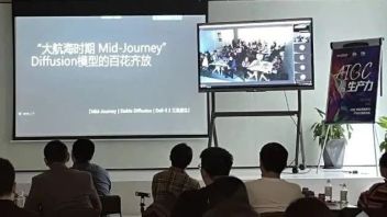 东西一周 | AIGC精品沙龙、宝可梦“下场”中国卡牌游戏产业、游戏“重制”、VR“类魂”游戏合金猫、VR运动鞋Surplex