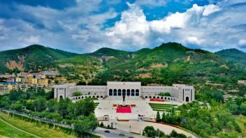 赓续红色血脉 <b>献礼建党百年</b>  “伟大历程——中共中央在延安十三年历史陈列”综述