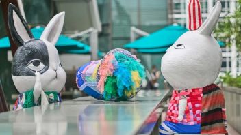 Refresh.Easter.Bunny装「新」复活兔