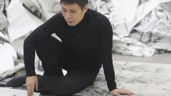 凤凰艺术 | 卢俊舟：我不是完成将来的某某人，而是完成我自己