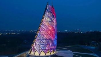 “发芽”创意的建筑！成都熊猫基地观光瞭望塔<b>光影赏析</b>