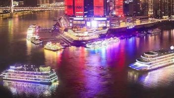 <b>文旅夜经济</b>繁华灵动    “烟火气”不只是“逛吃”