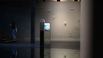 策展的空间与挑战：成都、重庆城市群落化的展览实践