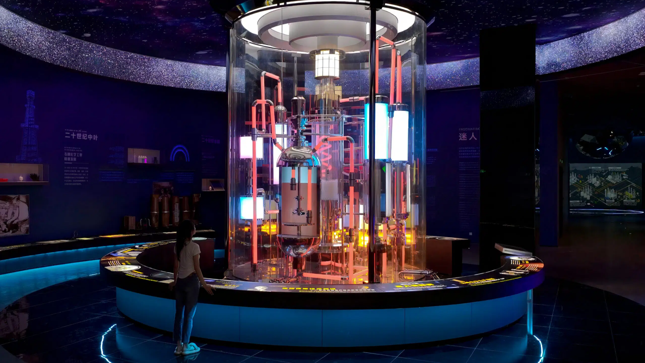 艺术体验装置《科技灯塔》