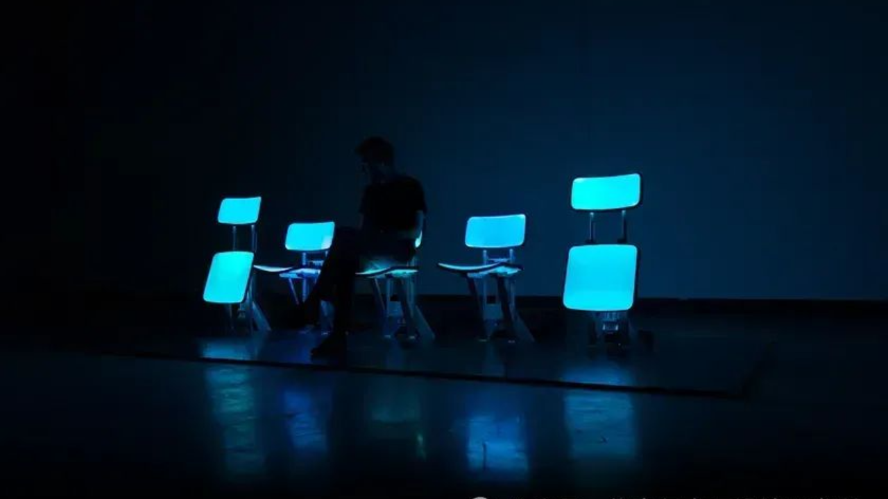 交互灯光装置《Chairwave》