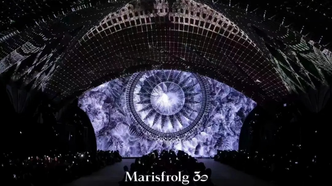 MARISFROLG三十周年时装秀