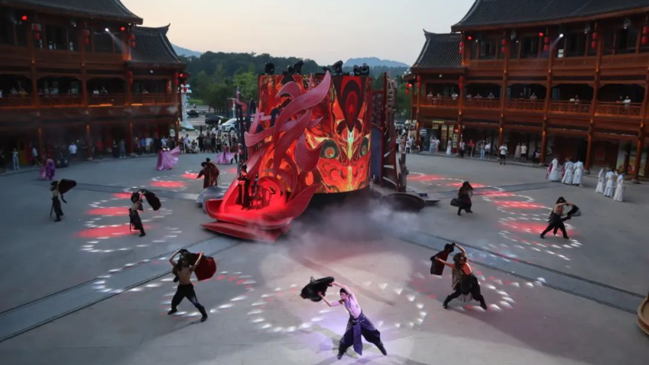 全域沉浸式仙侠主题度假小镇《峨眉·仙侠云集》